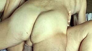 teresa jones la milf italiana si presta nel sesso anale