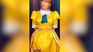 Penny Pax pleasures herself