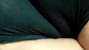 Have you seen Doña Mary teasing in those mini shorts?