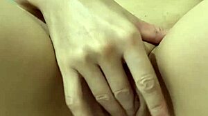 Young Stepmom Lets Stepson Cum Quick