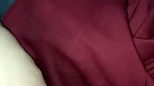 Si Riscalda La Fica Col Phon Tutta Pisciata.