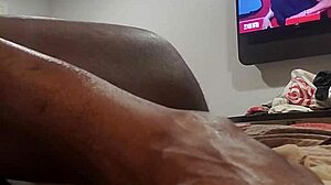 jacking off to my own porn, so horny!