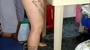 Asi me follo a la golosa de mi hermana despues de ver sus fotos xxx