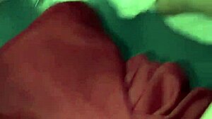 Si Riscalda La Fica Col Phon Tutta Pisciata.