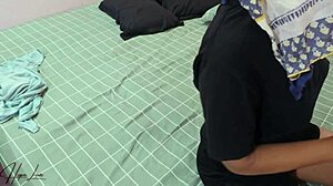 Malay Stepsister With Juicy Pussy