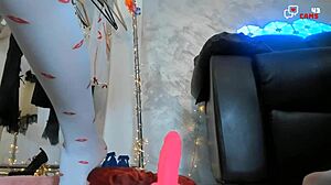 HotFallingDevil Goes Wild Squirting on 43Cams