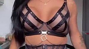 Fernanda Sallimeny trans fucks in France.