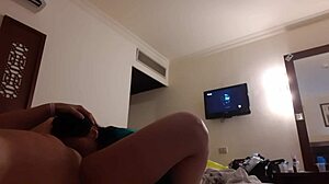 girlfriend fucked in hotel mouth