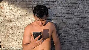 Ela ficou tão tesuda que transamos na garagem interracial, ¡qué calor! 🔥