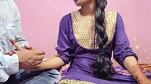 देसी भाभी रैंच में डॉगीस्टाइल में जोर से चोदी जाती है