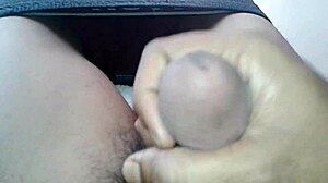 Masturbating to Big Ass Bigbooty.