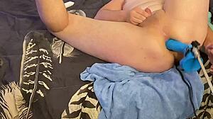 teen rides fuck machine hard