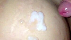 i fingered my pregnant belly and cummed all over it