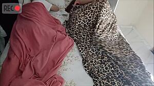 hey, why did maduro lie to share a bed with vizita?