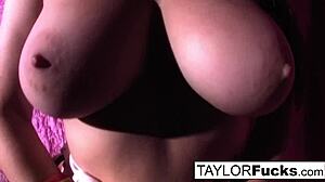 taylor vixens pink room masturbation solo
