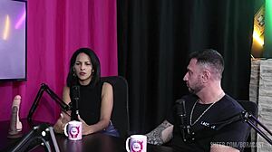 Gostosas Strip for Sex