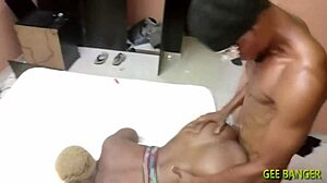 Real amateur's big ass in quick doggy style cumshot