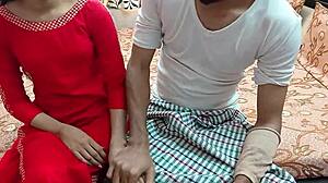 चाचा का विशाल काला लंड भारतीय चूत को जोर से फैला रहा है