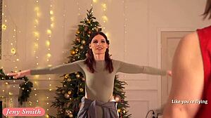 Jeny Smith in erotic stretching prank