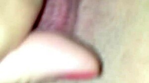 i fingered my pregnant belly and cummed all over it