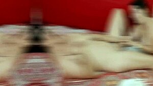 Amateurs Lick Big Ass