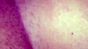 i fingered my pregnant belly and cummed all over it