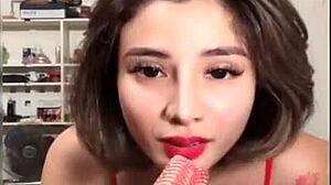 Hot girl lộ hàng bingo?