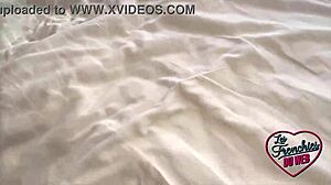 Matylde et Ava Baisent Ensemble