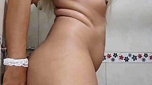 Transsexual Enjoys Penis Inside While Crossdressing