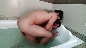 taking anal in the bathtub with big cock. 😈
