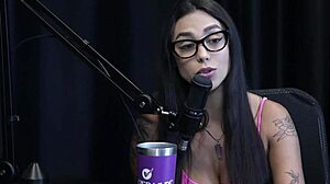 Foi Hackeada Gravou Com Maximo Garcia Criou O Curso E Deu Dicas Para A Sentada E Se Descobriu Exibisionista - Didy Reis Watch On Sheer Red