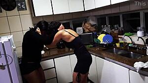 A Suruba Rolou Solta Com As Quatro Putinhas Safadas!