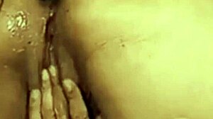 Does this arab wife love anal sex with cumshot?