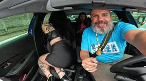 alicia weller is back, hotter than ever 😍