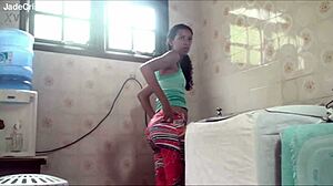 Jade teases neighbor