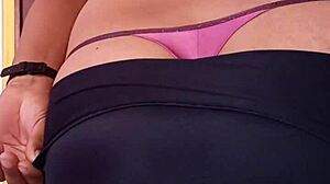 modelin my wifes pantys with sum erros in the proces