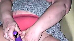 night time orgasm with cougar vibes