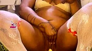 uglygalz first squirt video masturbating lipstick huge pornstar homemade