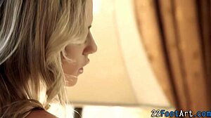 horny babe gets fucked 😈