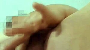 Abuela Con Su Zanahoria in Bedroom