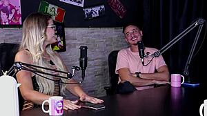 Faz dominacao teve um fetiche do homem se vestir de mulher!!