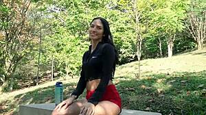 Встретил Ashley Sanz, она позвала к себе на еблю