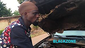 HER CAR SPOILED SO A STRANGER HELPED HER