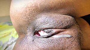 HÅRDT KNEPPET HÅRDT AF VENNS STEDSØSTER!