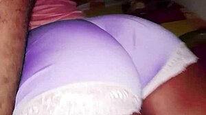 a bunda grande da minha madrasta e a buceta molhada