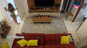 i recieved the delivery guy all naughti and sucked him untill he came in me