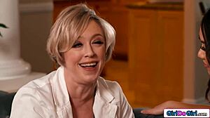 Big Boobs Milf Stepmom Enjoys Cunilingus With Petite Girl's Small Tits