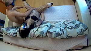 Backstage at the amateur casting, the wife gets bent over for anal and cowgirl riding in homemade interview.