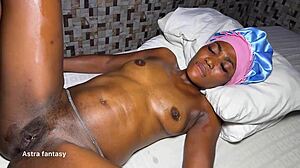 She Opens Boys Room Boldly, Sees Results