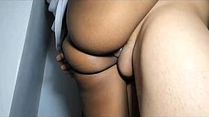 Hermanastra latina desata la pasión con daddy